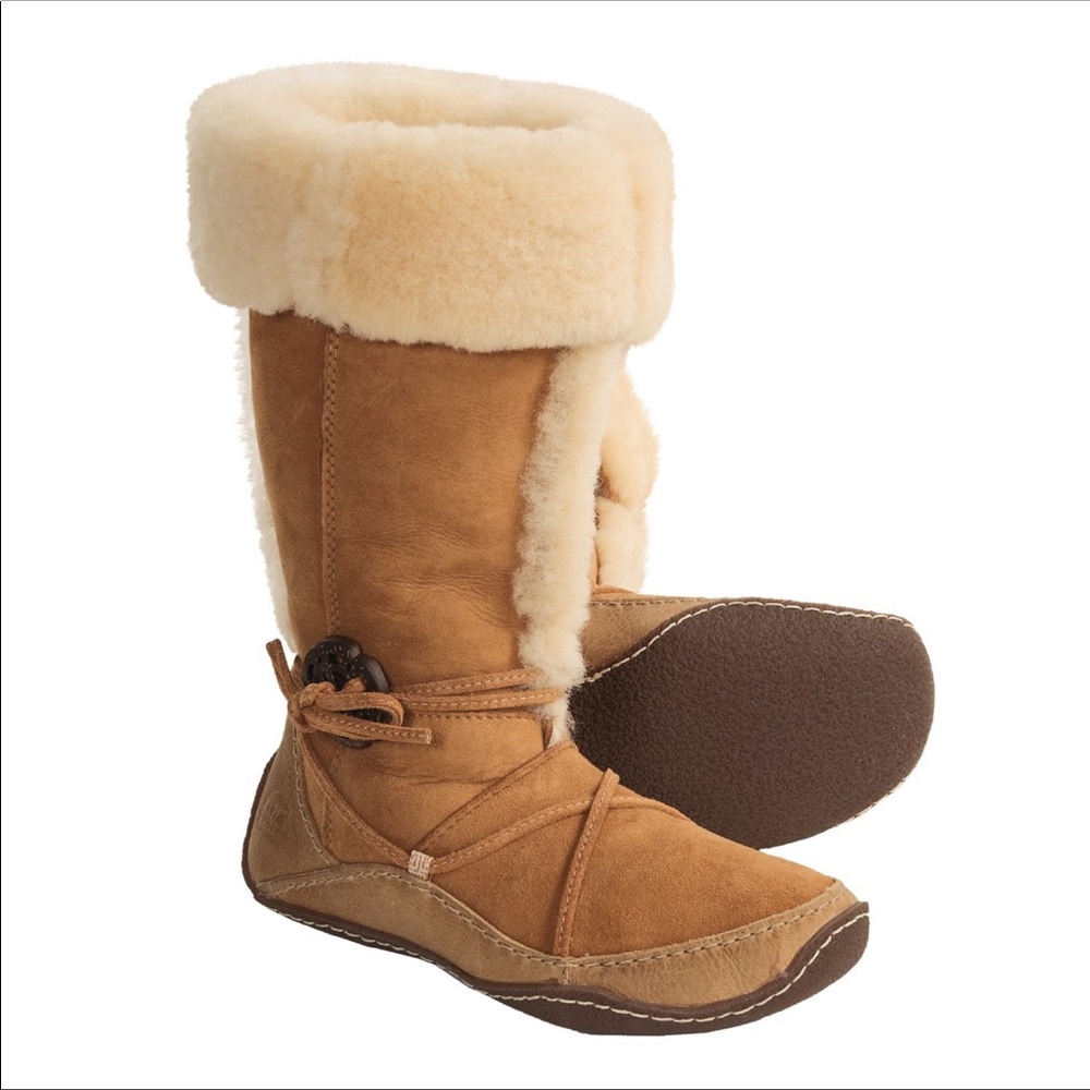 WINTER IS HERE Sorel Kaska Toast sheepskin boots